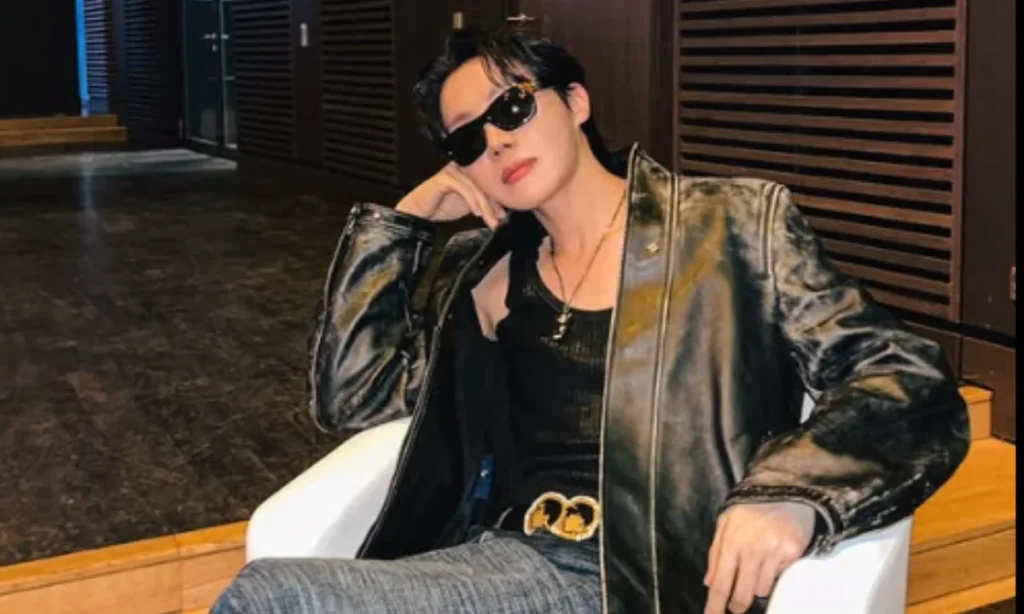 BTS J-Hope Meets Justin Timberlake at Lollapalooza Berlin; Photo Leaves ARMYs Excited