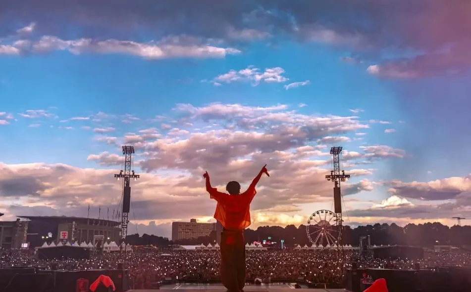 BTS J-Hope Shares Adorable Moments with ARMY at Lollapalooza Berlin 2025